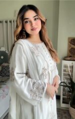 Sada Bahar Three Piece - Image 2